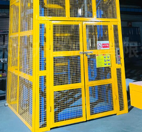 铁西货梯可以安装在室外吗